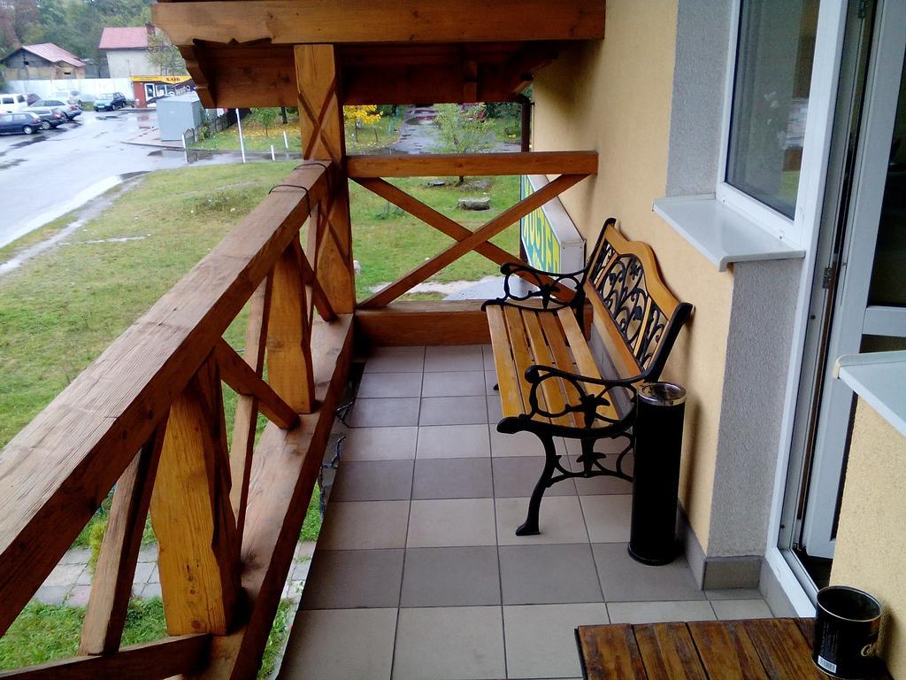 Hostel On Flotska Ivano-Frankivs'k Exterior photo